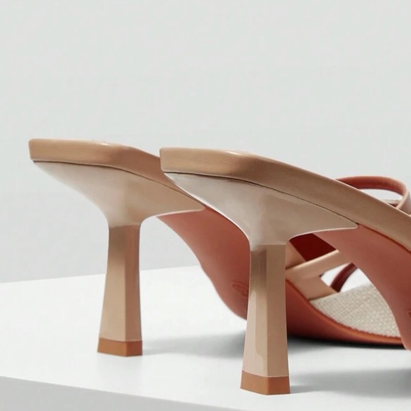 Cognac brown and cream canvas open toe strappy heels - Picture 5 of 7